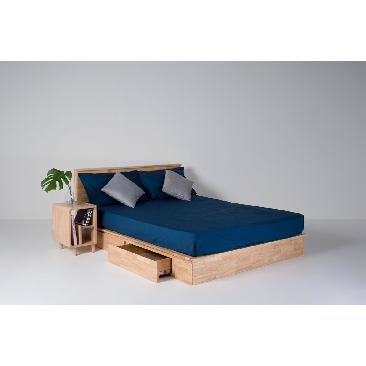 Eggwhite เตียงมีลิ้นชัก BOYO Bed 2ลิ้นชัก 5 ฟุต Natural Wood Color